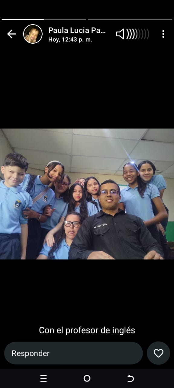 Alumnos y profesor de inglés